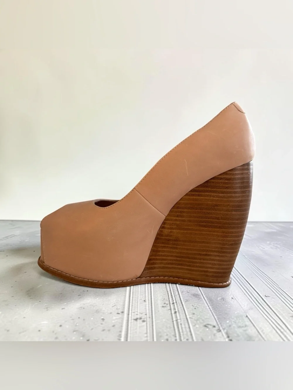 Nwot Zigi Milluh Peep Toe Platform Wedge Sandal